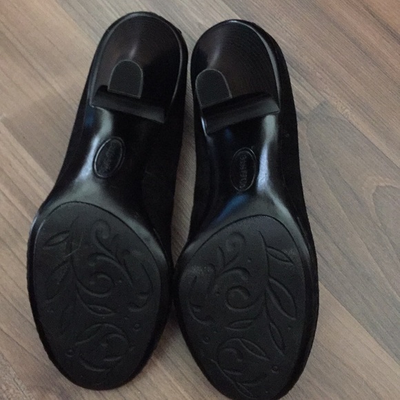 Bass & Co black heels - Picture 3 of 5